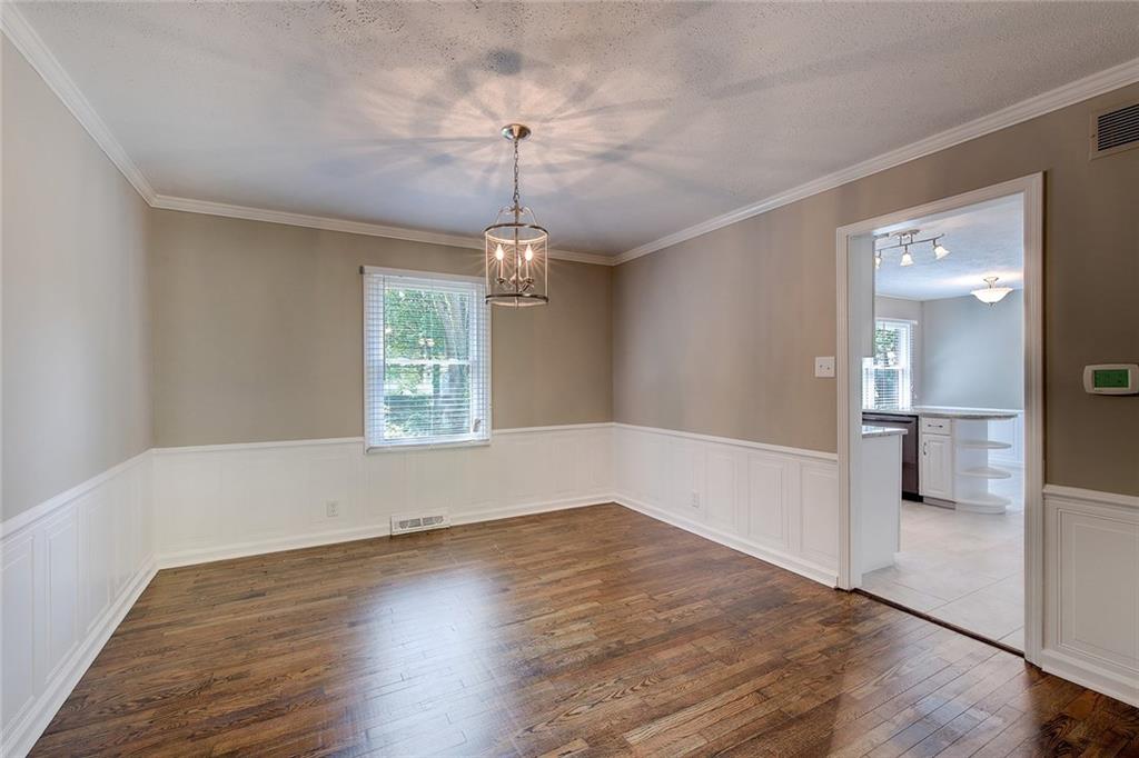 1635 Sturbridge Road Indianapolis, IN 46260 - Photo 14 of 38 Gallery Image 14