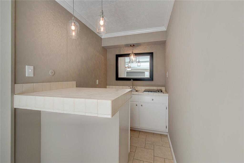 1635 Sturbridge Road Indianapolis, IN 46260 - Photo 24 of 38 Gallery Image 24
