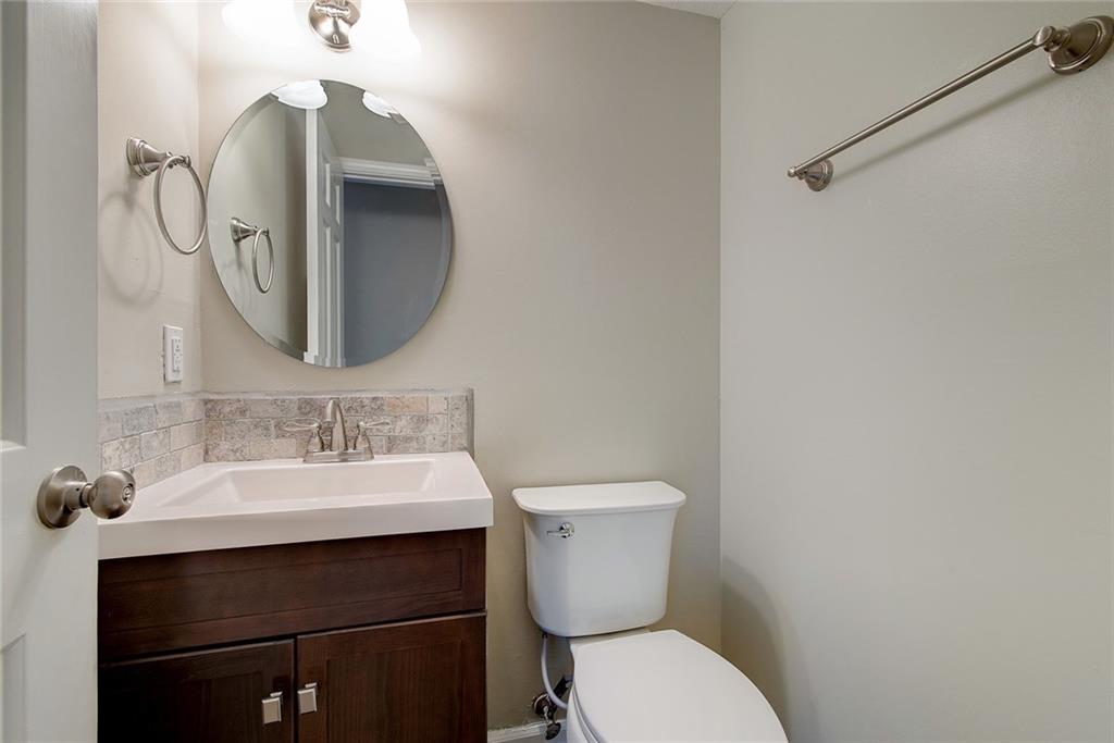 1635 Sturbridge Road Indianapolis, IN 46260 - Photo 26 of 38 Gallery Image 26