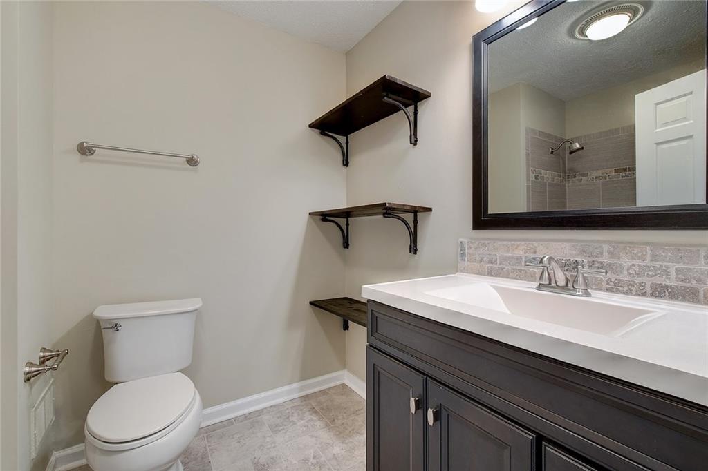 1635 Sturbridge Road Indianapolis, IN 46260 - Photo 38 of 38 Gallery Image 38