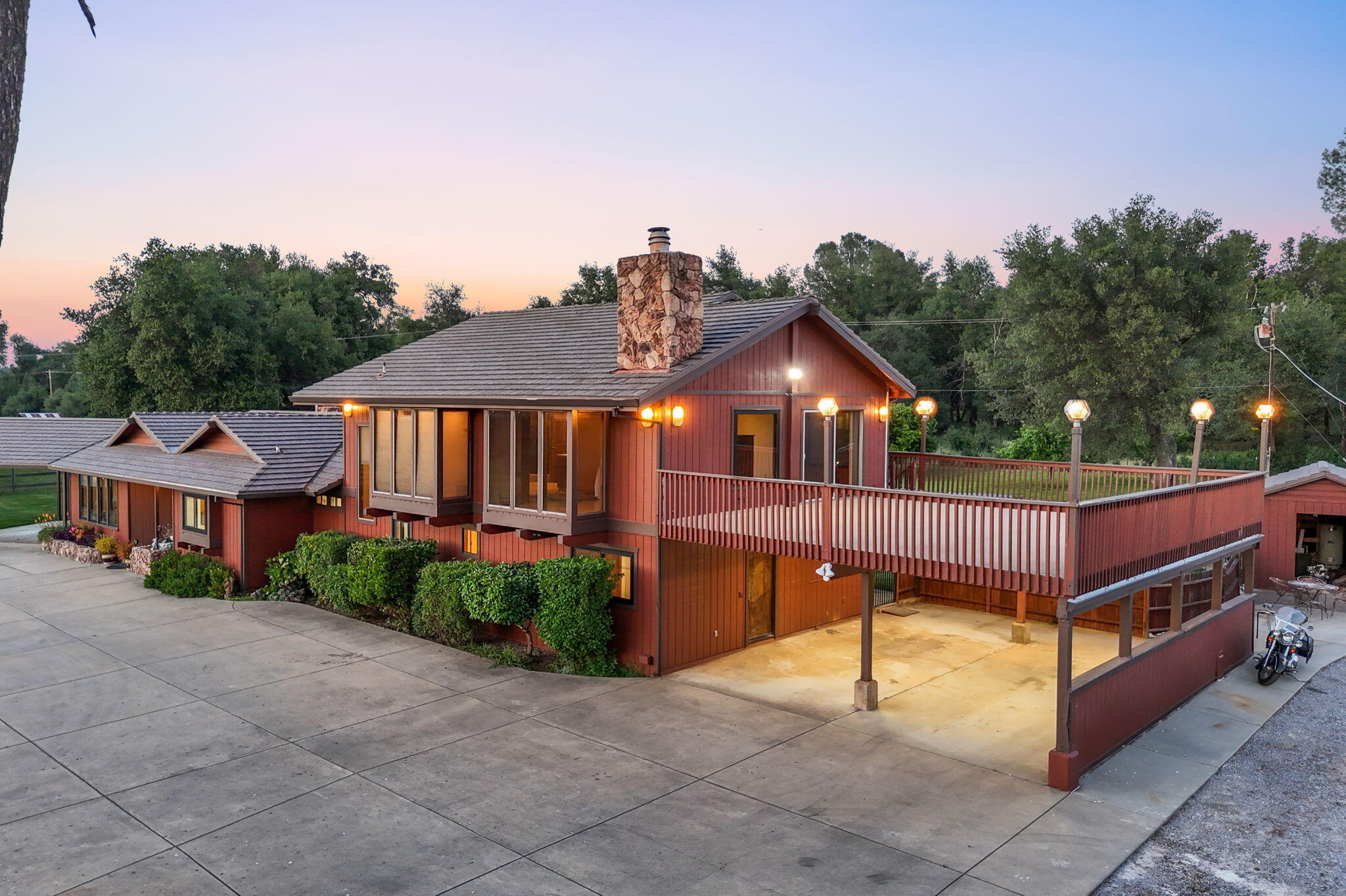 20831 Clough Creek Road Redding, CA 96002 - Photo 17 of 107 Huge Balcony