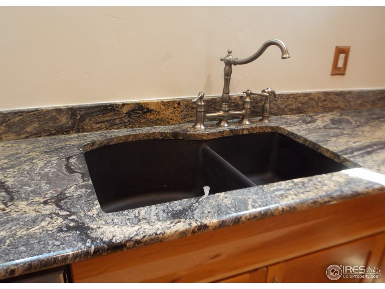 86 Sioux Road Lyons, CO 80540 - Photo 11 of 40 Gallery Image 11