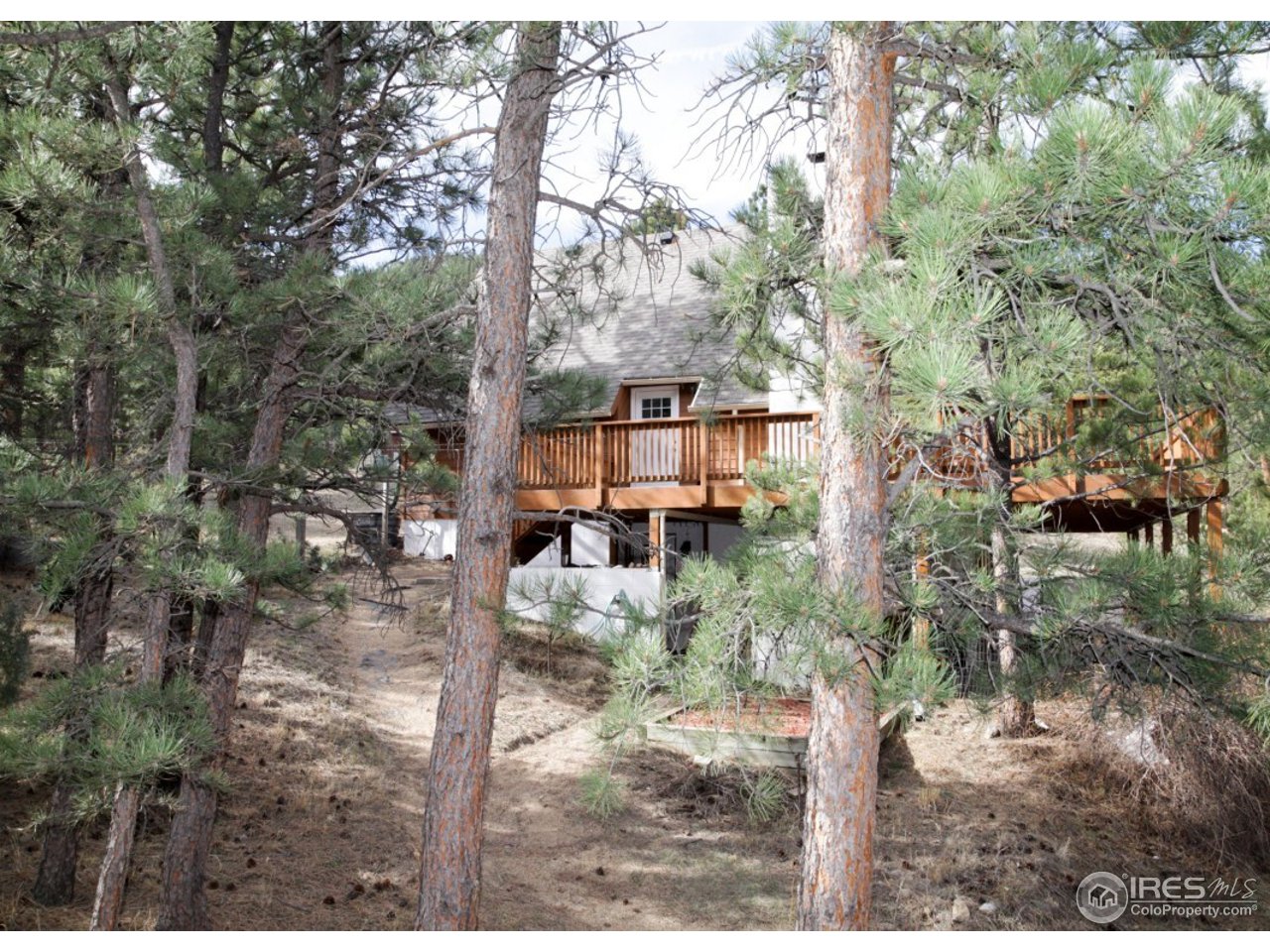 86 Sioux Road Lyons, CO 80540 - Photo 24 of 40 Gallery Image 24