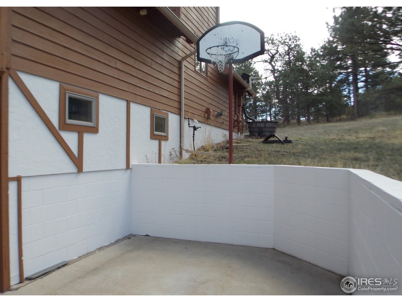 86 Sioux Road Lyons, CO 80540 - Photo 38 of 40 Gallery Image 38
