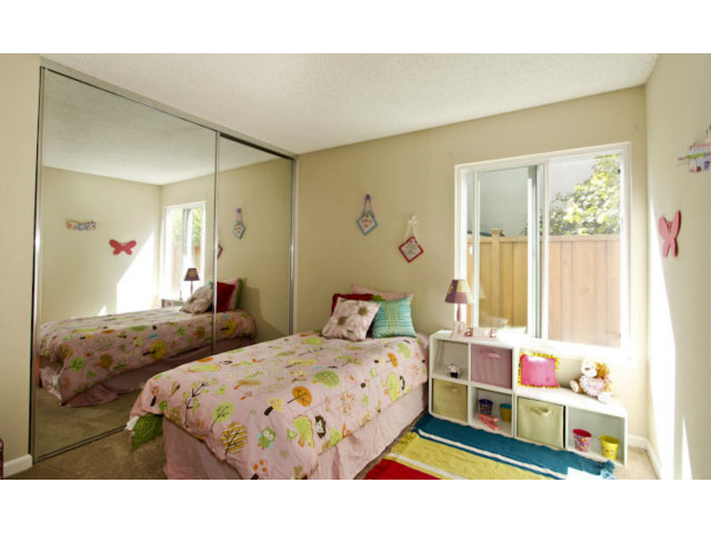 4725 Deep Creek Road Fremont, CA 94555 - Photo 9 of 17 Gallery Image 9