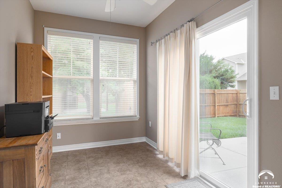 5249 Carson Place Lawrence, KS 66049 - Photo 8 of 25