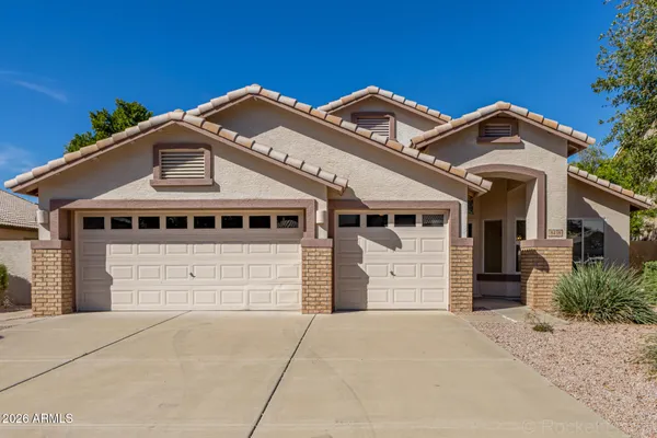 $450,000 | 8438 West Paradise Drive, Peoria, AZ 85345
