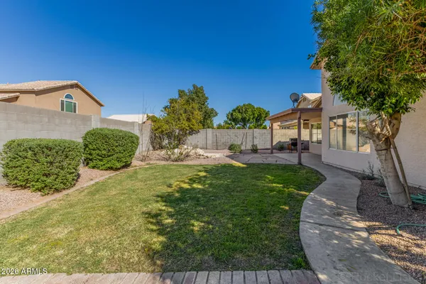 $450,000 | 8438 West Paradise Drive, Peoria, AZ 85345