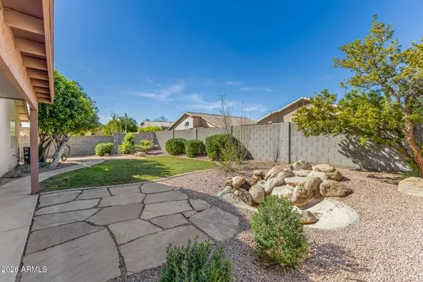 $450,000 | 8438 West Paradise Drive, Peoria, AZ 85345