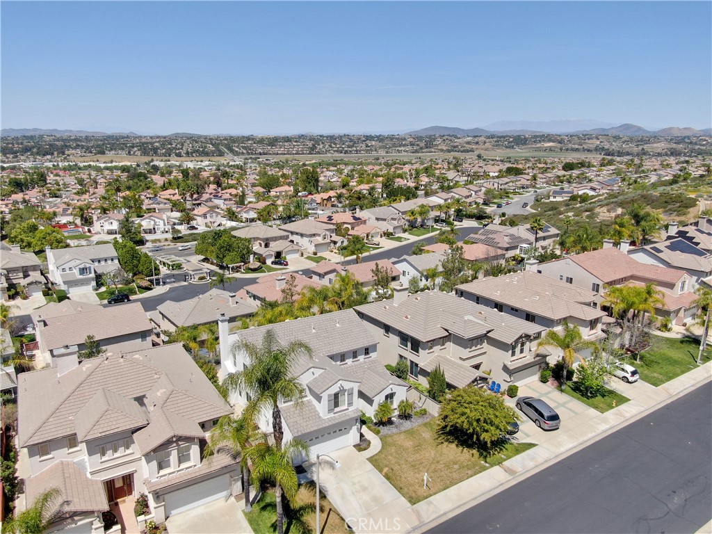 33440 Barrington Drive Temecula, CA 92592 - Photo 10 of 72