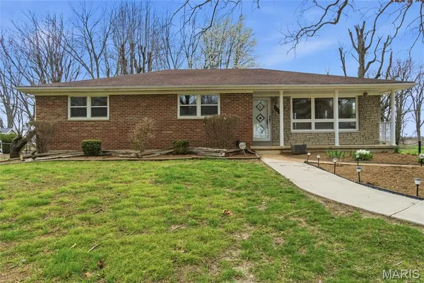 $229,000 | 2113 South Main Street, Dupo, IL 62239