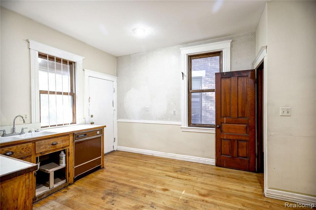 4225 Commonwealth Street Detroit, MI 48208 - Photo 13 of 34