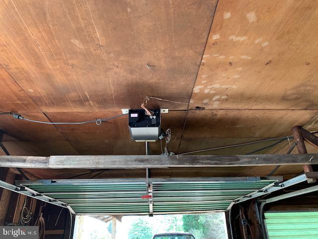 505 Big Elk Chapel Road Elkton, MD 21921 - Photo 8 of 37 Garage Door Opener