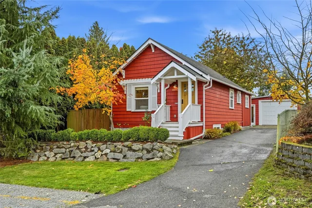 $775,000 | 10245 36th Avenue Southwest, Seattle, WA 98146