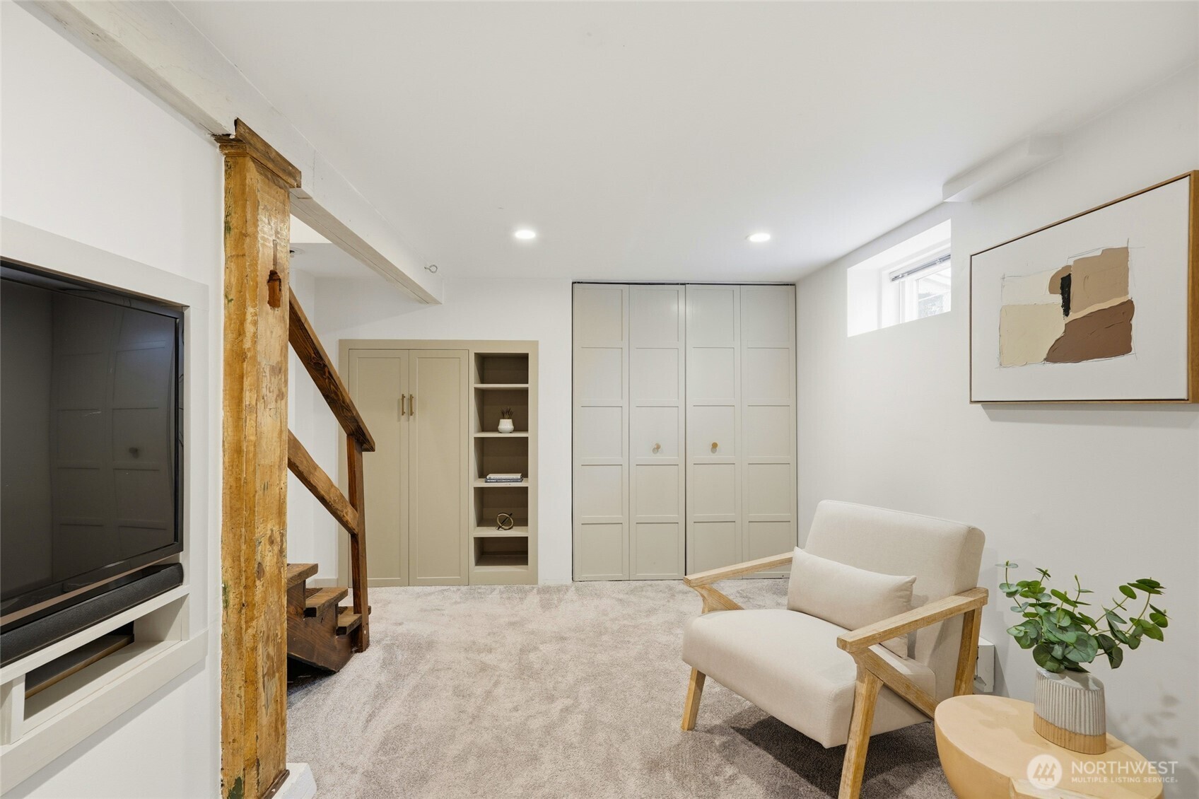 10245 36th Avenue Southwest Seattle, WA 98146 - Photo 24 of 40