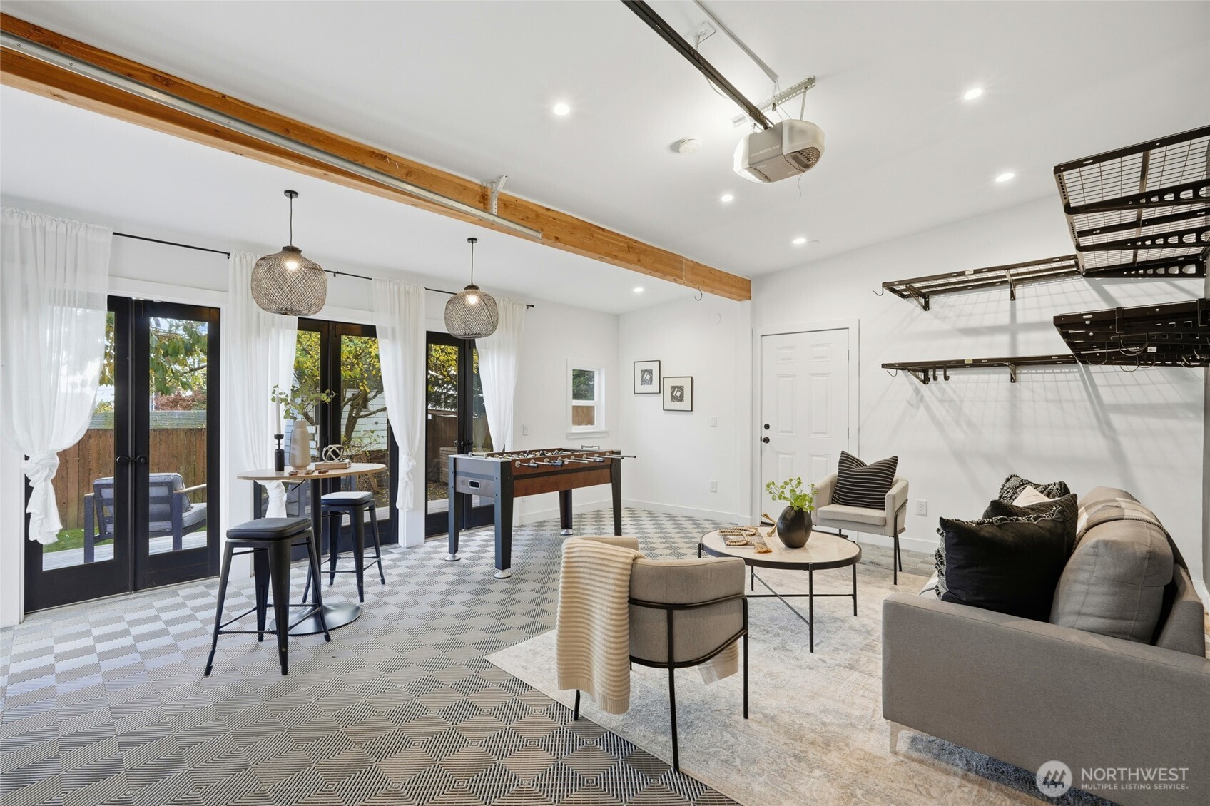 10245 36th Avenue Southwest Seattle, WA 98146 - Photo 32 of 40