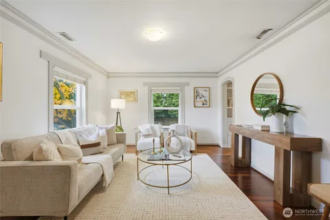 $775,000 | 10245 36th Avenue Southwest, Seattle, WA 98146