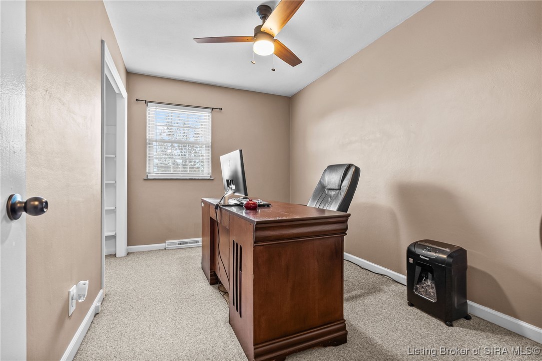 2424 Stover Drive New Albany, IN 47150 - Photo 18 of 40