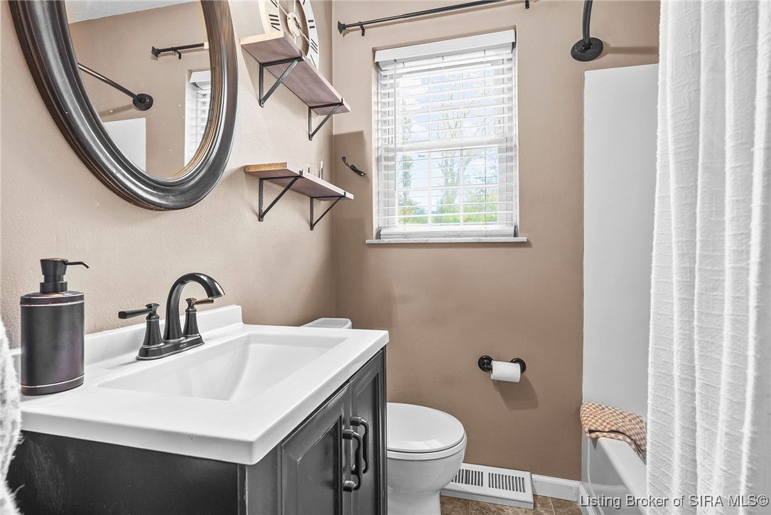 2424 Stover Drive New Albany, IN 47150 - Photo 21 of 40