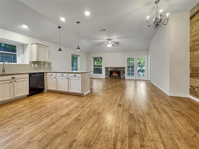 $375,000 | 806 Glenwood Court, McKinney, TX 75071