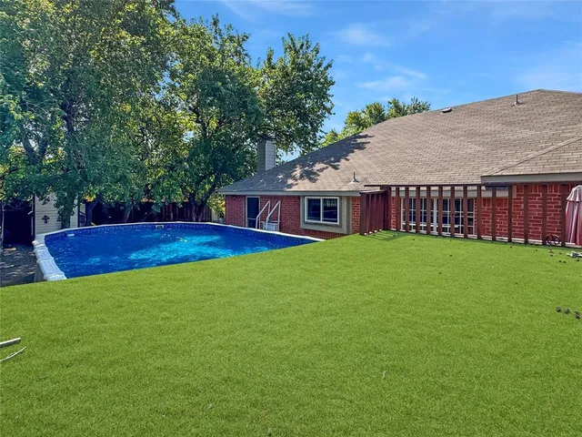 $375,000 | 806 Glenwood Court, McKinney, TX 75071