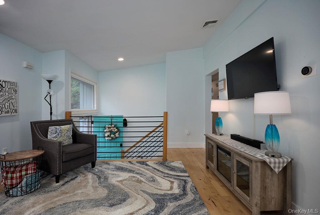 23 Allen Road Garrison, NY 10524 - Photo 5 of 41 Gallery Image 5