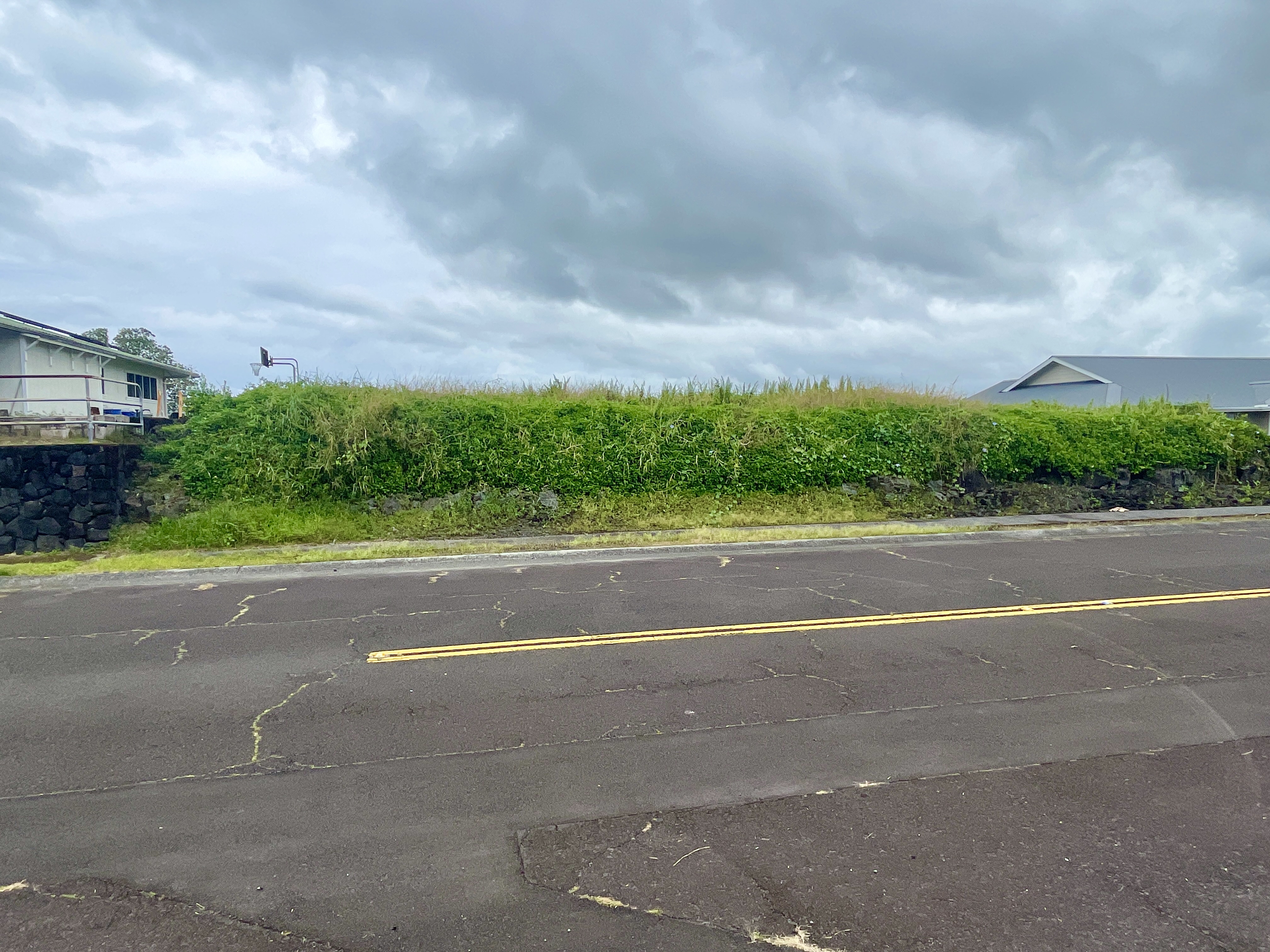 6 Lot Hilo, HI 96720 - Photo 4 of 18 a view of a street