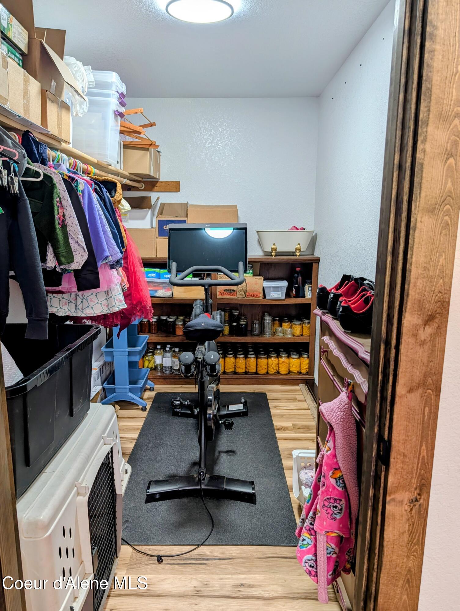 905 Cassandra Hills Road St. Maries, ID 83861 - Photo 16 of 27 Huge Closet