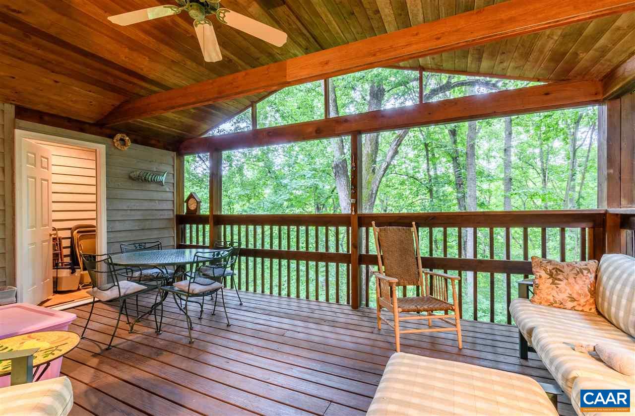 118 Chestnut Ridge Road Charlottesville, VA 22911 - Photo 6 of 35 a view of a patio with wooden floor