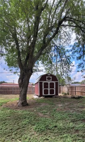 $270,000 | 1101 Jefferson Street, Alice, TX 78332