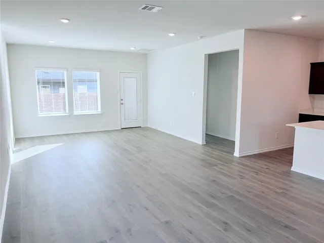 $2,600 | 3410 Tomahawk, Sherman, TX 75090