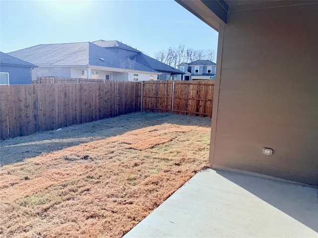 $2,600 | 3410 Tomahawk, Sherman, TX 75090