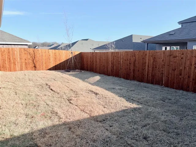 $2,600 | 3410 Tomahawk, Sherman, TX 75090