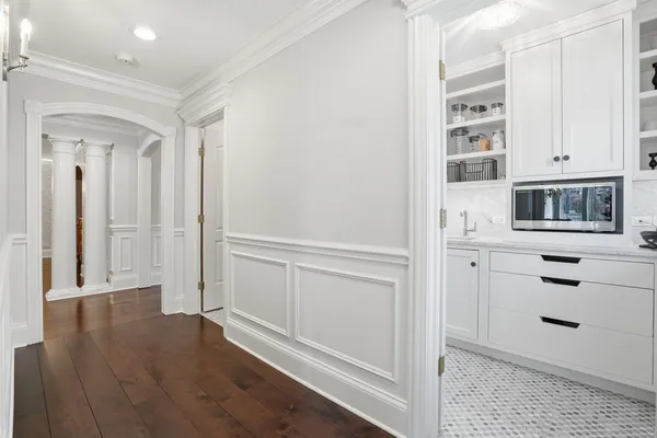 $2,495,000 | 1877 Banbury Road, Inverness, IL 60067