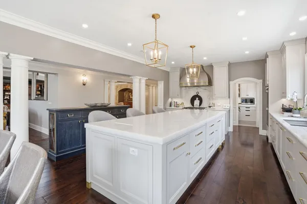 $2,495,000 | 1877 Banbury Road, Inverness, IL 60067