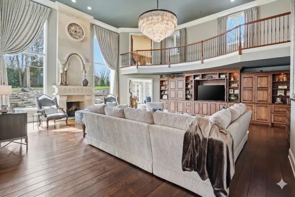 $2,495,000 | 1877 Banbury Road, Inverness, IL 60067