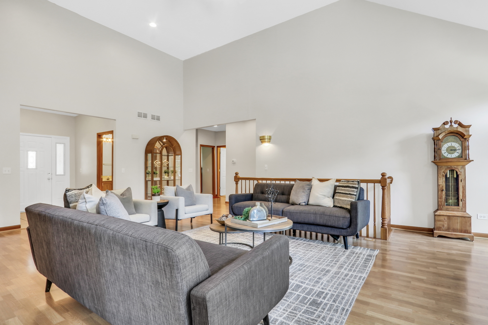 1075 Suffolk Court Gurnee, IL 60031 - Photo 13 of 51 a living room with furniture and a large window