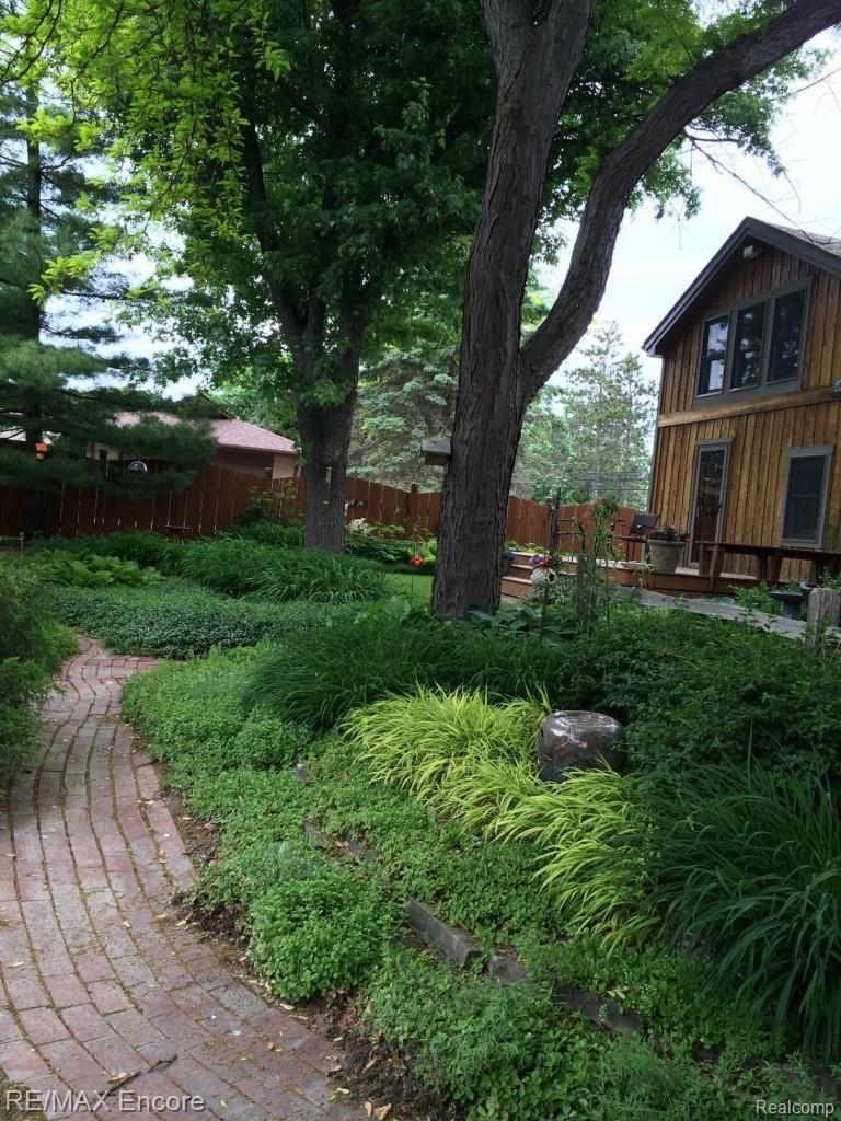8010 Torrey Road Grand Blanc, MI 48439 - Photo 45 of 48 2014-06-10 17.02