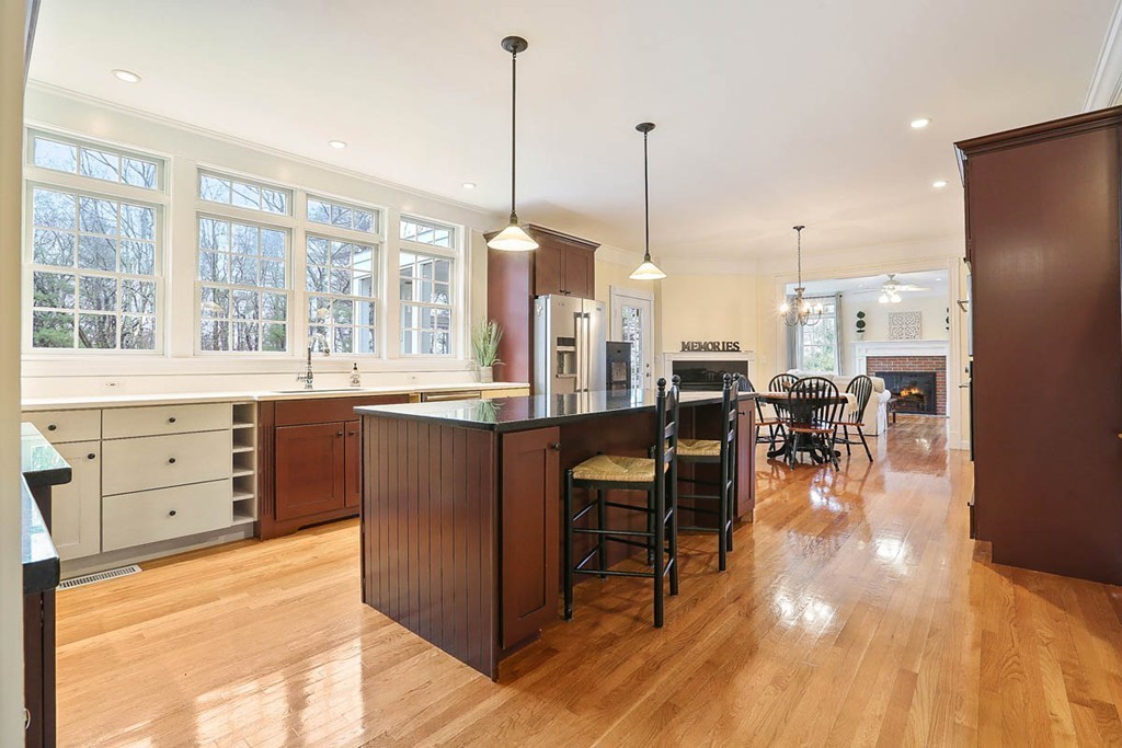 103 River Road Topsfield, MA 01983 - Photo 4 of 30
