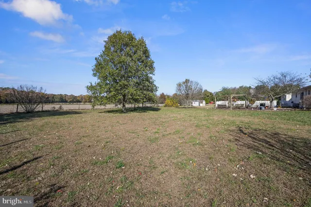 a view of outdoor space and city view