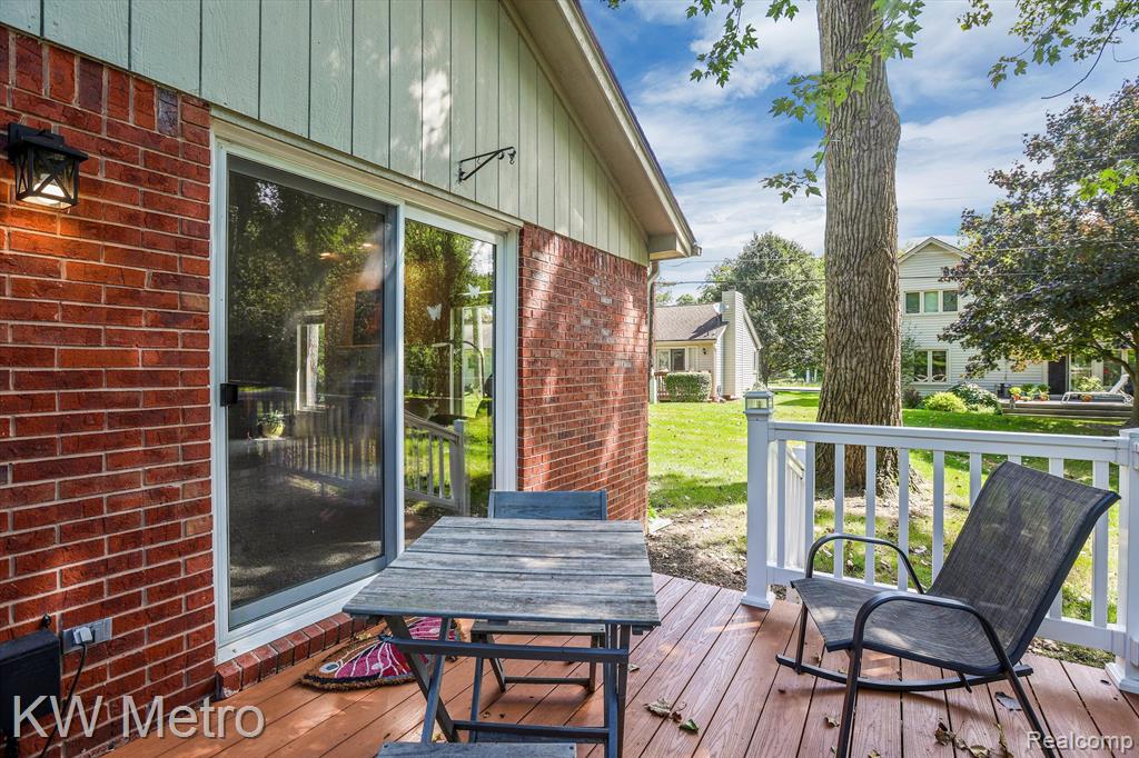 21542 Ruth Street Farmington Hills, MI 48336 - Photo 22 of 28