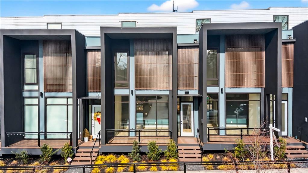 a view of an entrance of the building