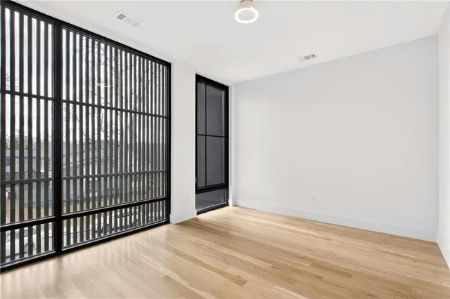 a view of a black and white wall