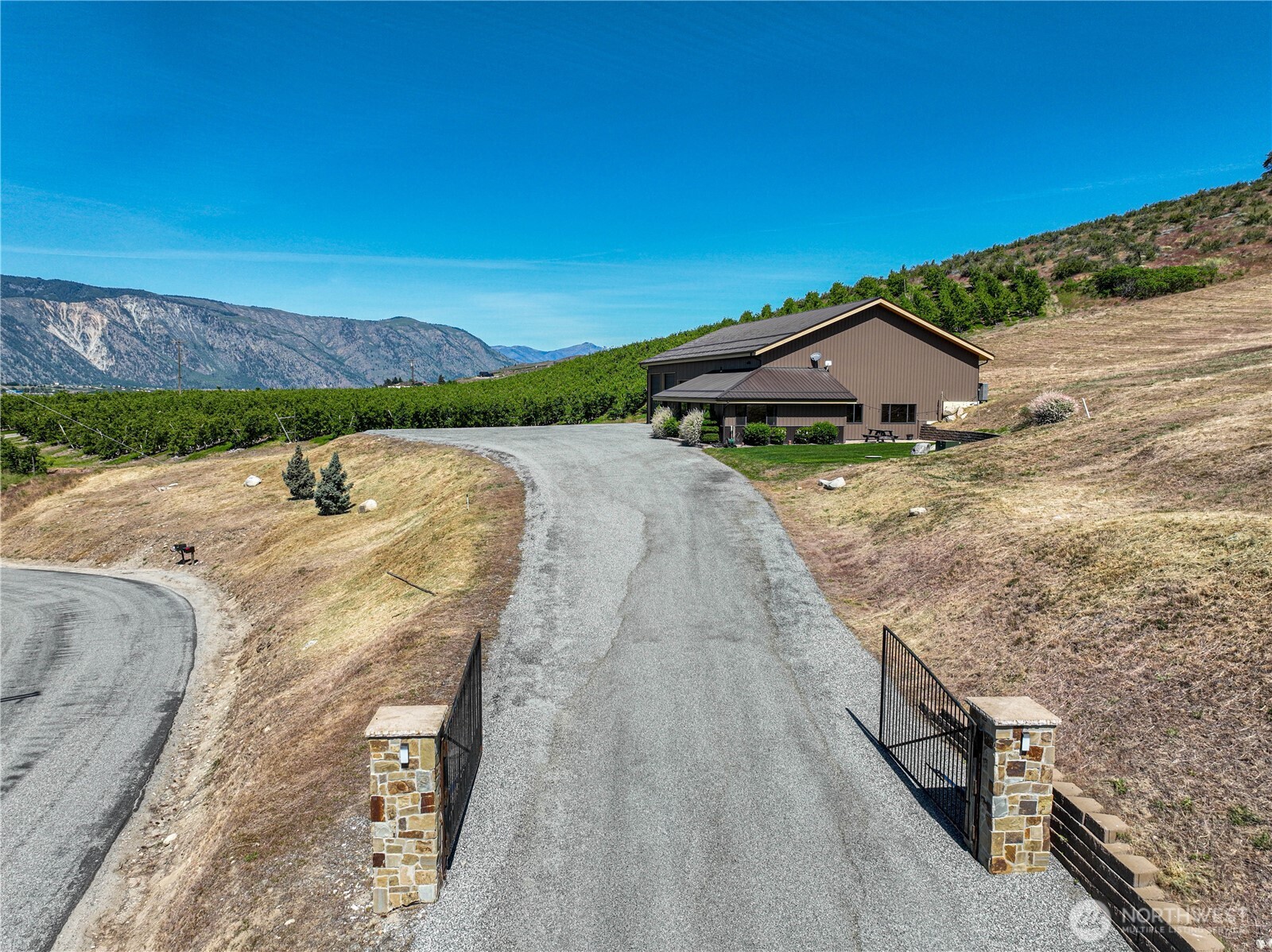 219 Corkscrew Lane Manson, WA 98831 - Photo 36 of 40