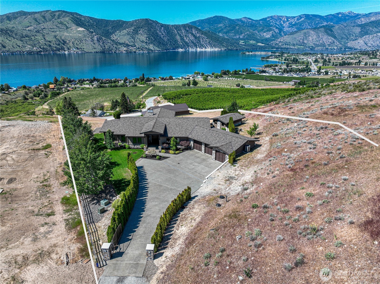 219 Corkscrew Lane Manson, WA 98831 - Photo 10 of 40