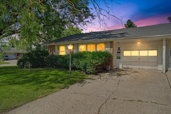$249,900 | 2313 South Anderson Street, Urbana, IL 61801