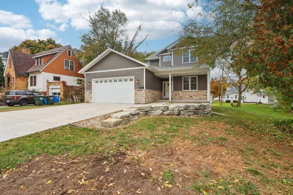 $449,000 | 127 East Franklin Street, Portage, WI 53901