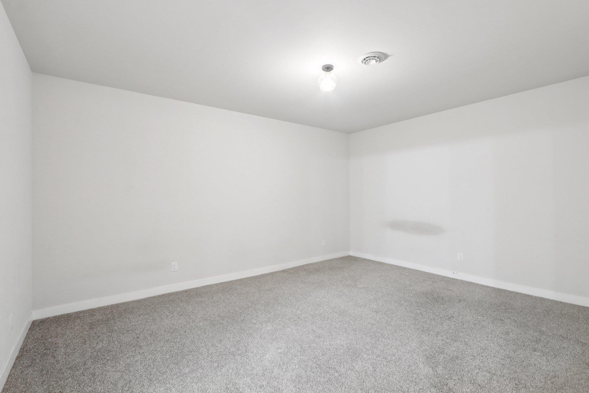 127 East Franklin Street Portage, WI 53901 - Photo 32 of 68