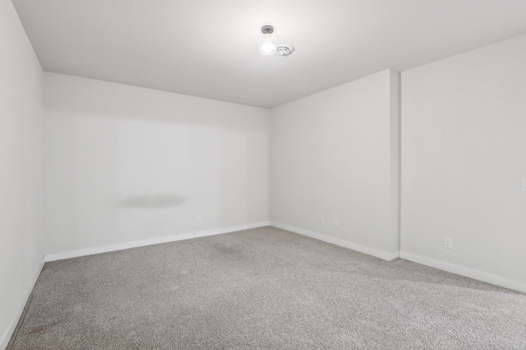 127 East Franklin Street Portage, WI 53901 - Photo 33 of 68