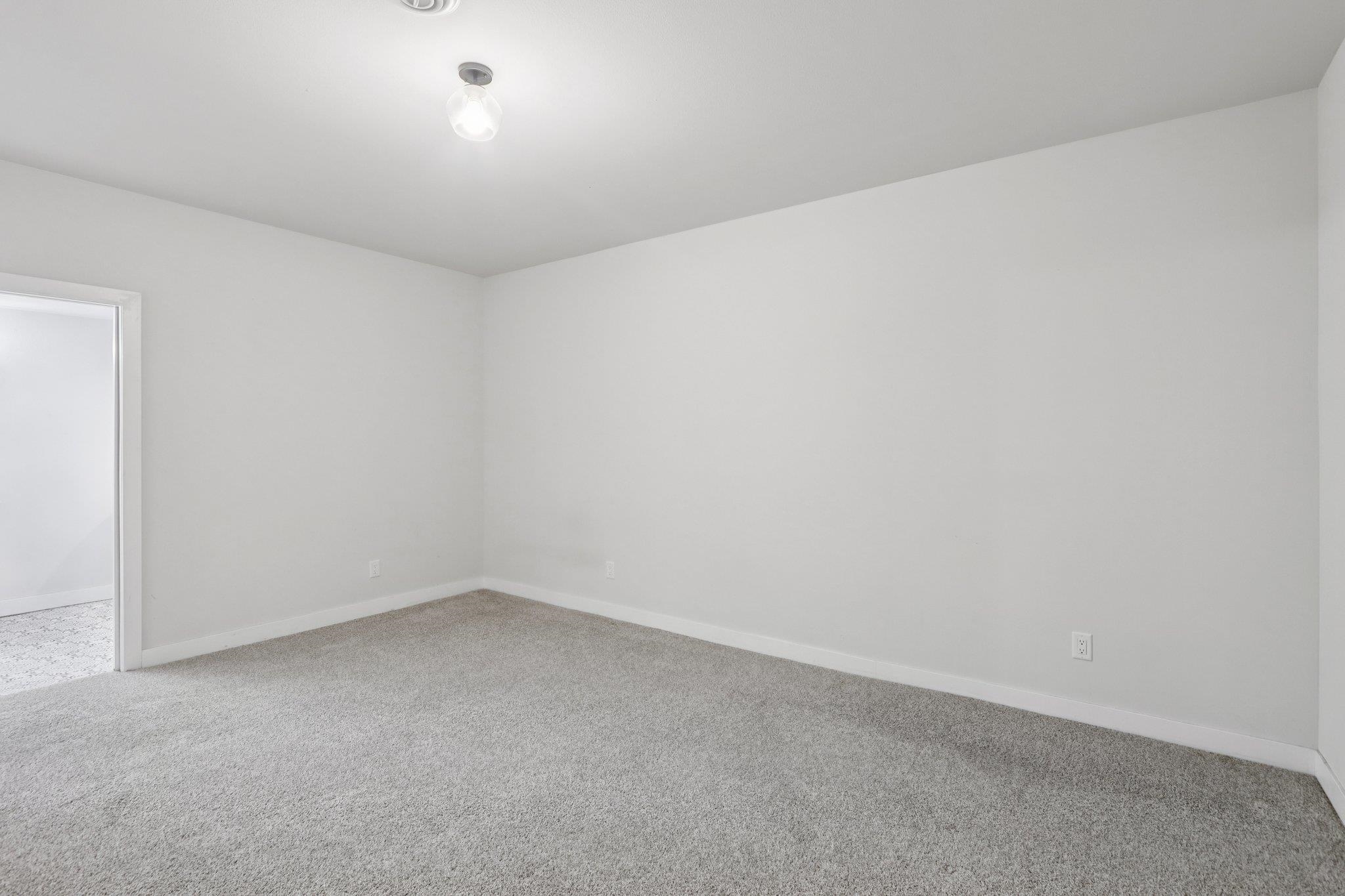 127 East Franklin Street Portage, WI 53901 - Photo 34 of 68